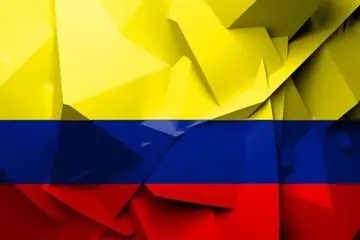 Más de 40 Colombia